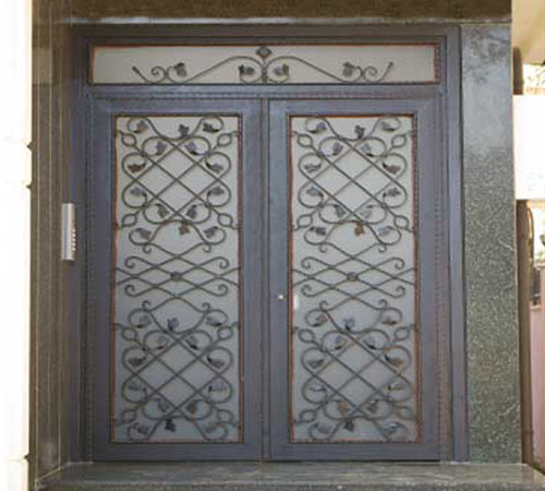 BNK 133 Ferforje Bina Kapı